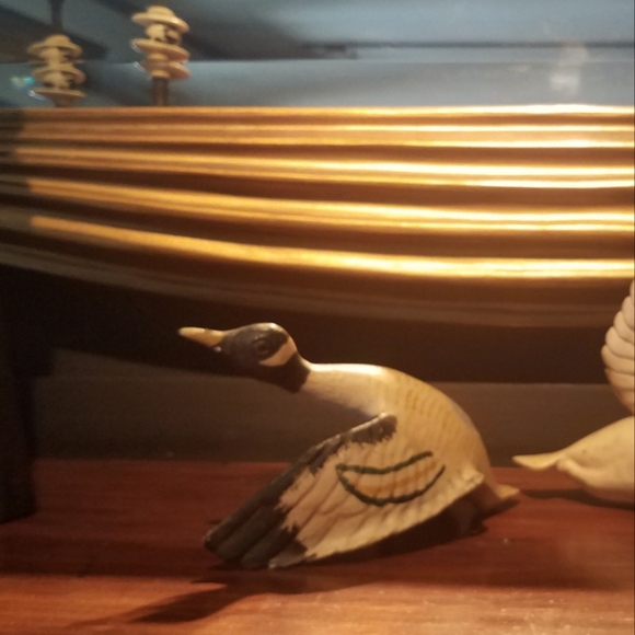 Antique Pair of Flying Canadian Geese.Hand painted Metal - Picture 6 of 7